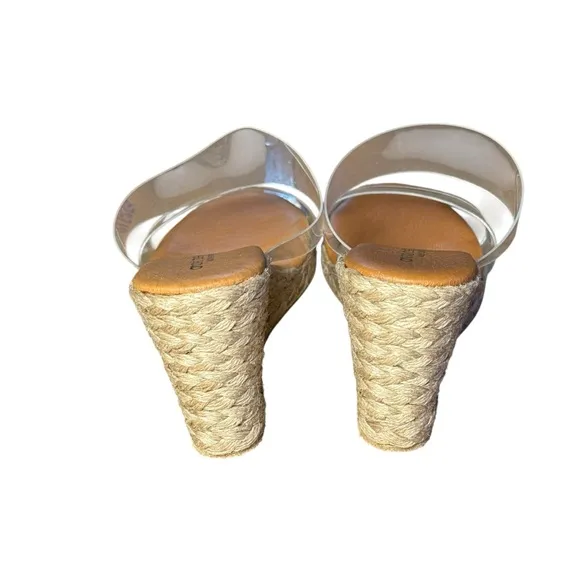 Andre Assous Anfisa size 8 Tan and Cream espadrille Wedge Sandals clear bands