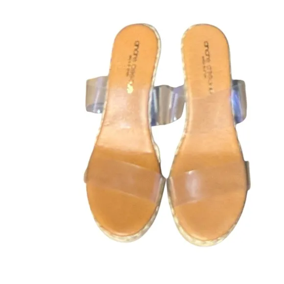 Andre Assous Anfisa size 8 Tan and Cream espadrille Wedge Sandals clear bands