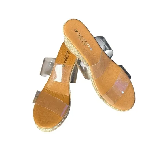 Andre Assous Anfisa size 8 Tan and Cream espadrille Wedge Sandals clear bands