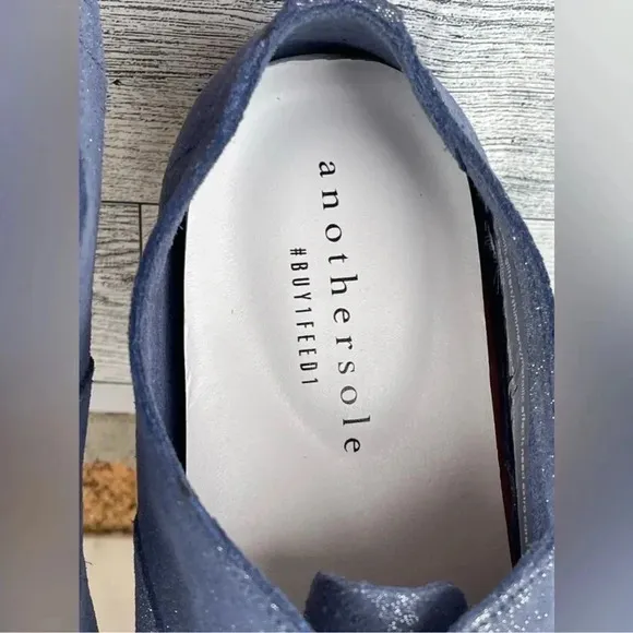 Another sole blue metallic oxfords size 37/7