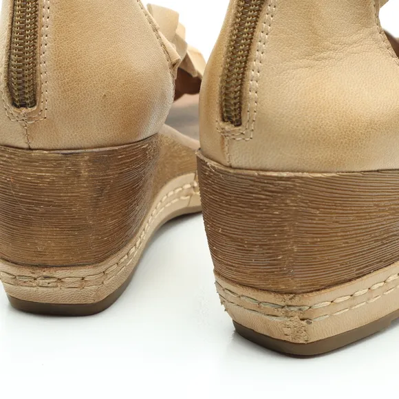 Antelope Taye Platform Wedge Leather Sandals Women EU 37 US 6-6.5 Tan/Brown