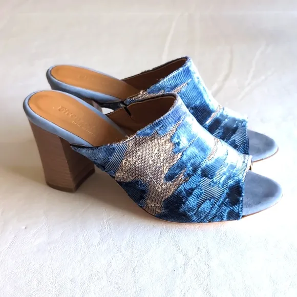 ANTHRO FIRENZE STUDIO Garbo Slip On Velvet Heeled Mules in Blue Size 8.5