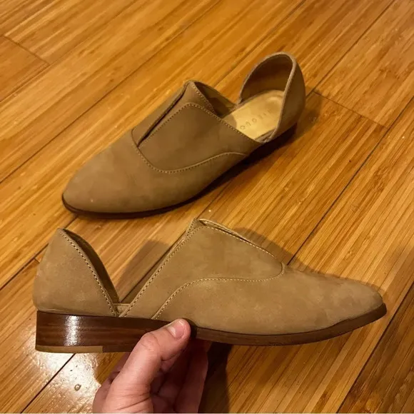 ANTHRO NISOLO Emma Dorsay Leather Neutral Natural Oxford Flats