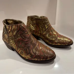 Anthropologie Kalessi Flat Booties by Very Volatile Women’s Size 8