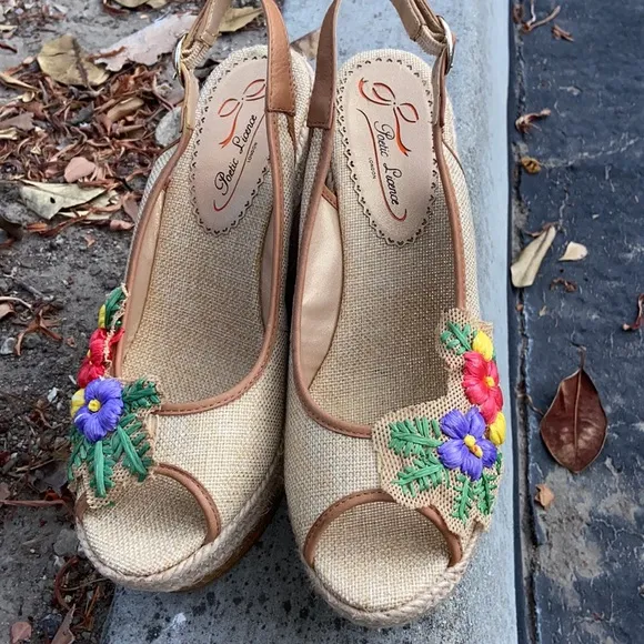 ANTHROPOLOGIE POETIC LICENSE PETAL PUSHER ESPADRILLE PLATFORM WEDGES SZ 8 FLORAL