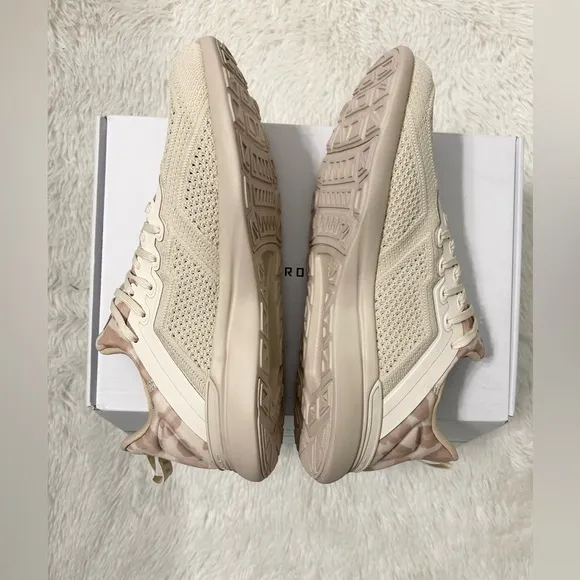 APL: Athletic Propulsion Labs Women’s Techloom Tracer Sneakers