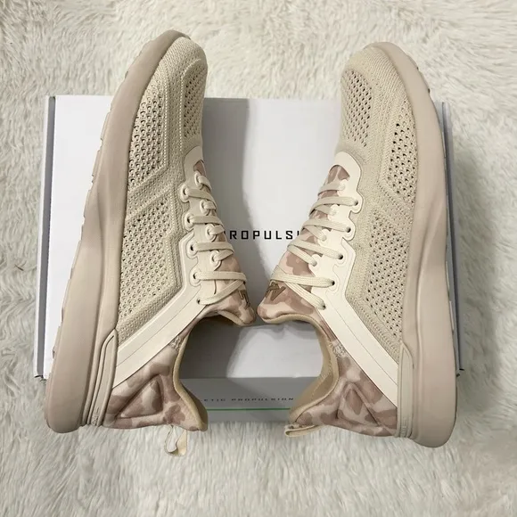 APL: Athletic Propulsion Labs Women’s Techloom Tracer Sneakers