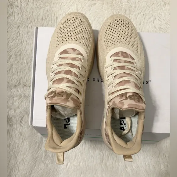 APL: Athletic Propulsion Labs Women’s Techloom Tracer Sneakers