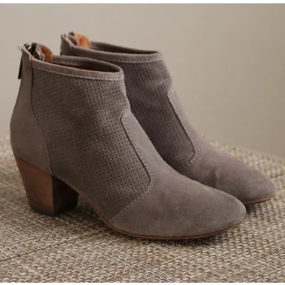 Aquatalia Women's Heeled Perforated Booties Boots Size 7.5 Leather Taupe Tan
