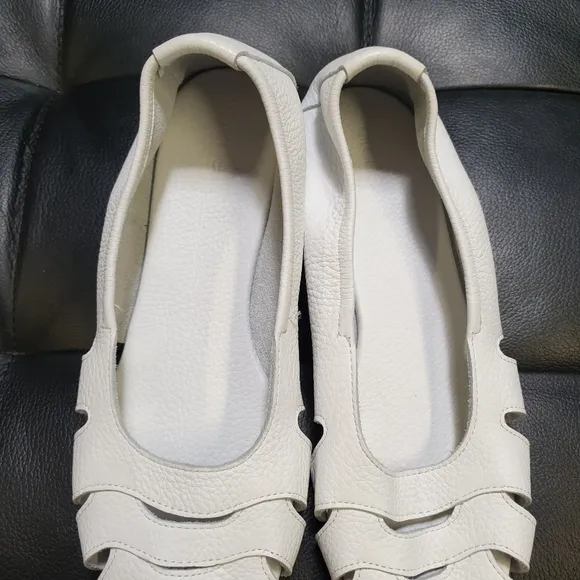 Arche Ninova Leather Flats Ballerina White