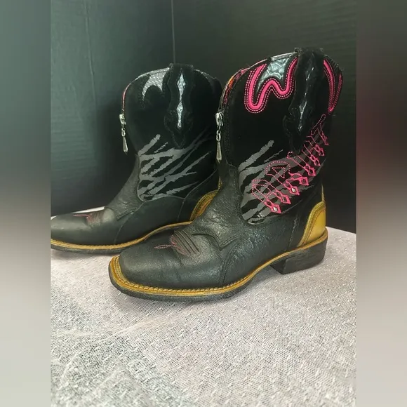 Ariat Women's Western Black and Pink Heeled Boots