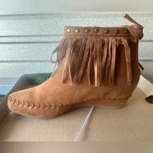 Arizona Jean Co. Tarlo Fringe Suede Ankle Moccasin Size 8