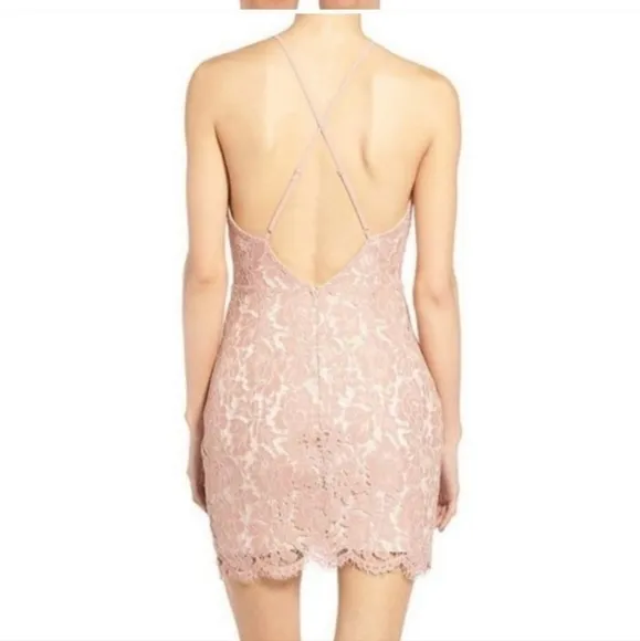 ASTR THE LABEL THE LACE MIDI DRESS/BACKLESS/CRISS CROSS ADJUSTABLE STRAPS