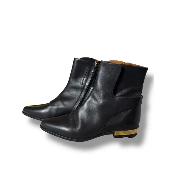 Authentic Chloe Chelsea Black Leather Ankle Boots Gold Italian Luxury 36.5 6.5