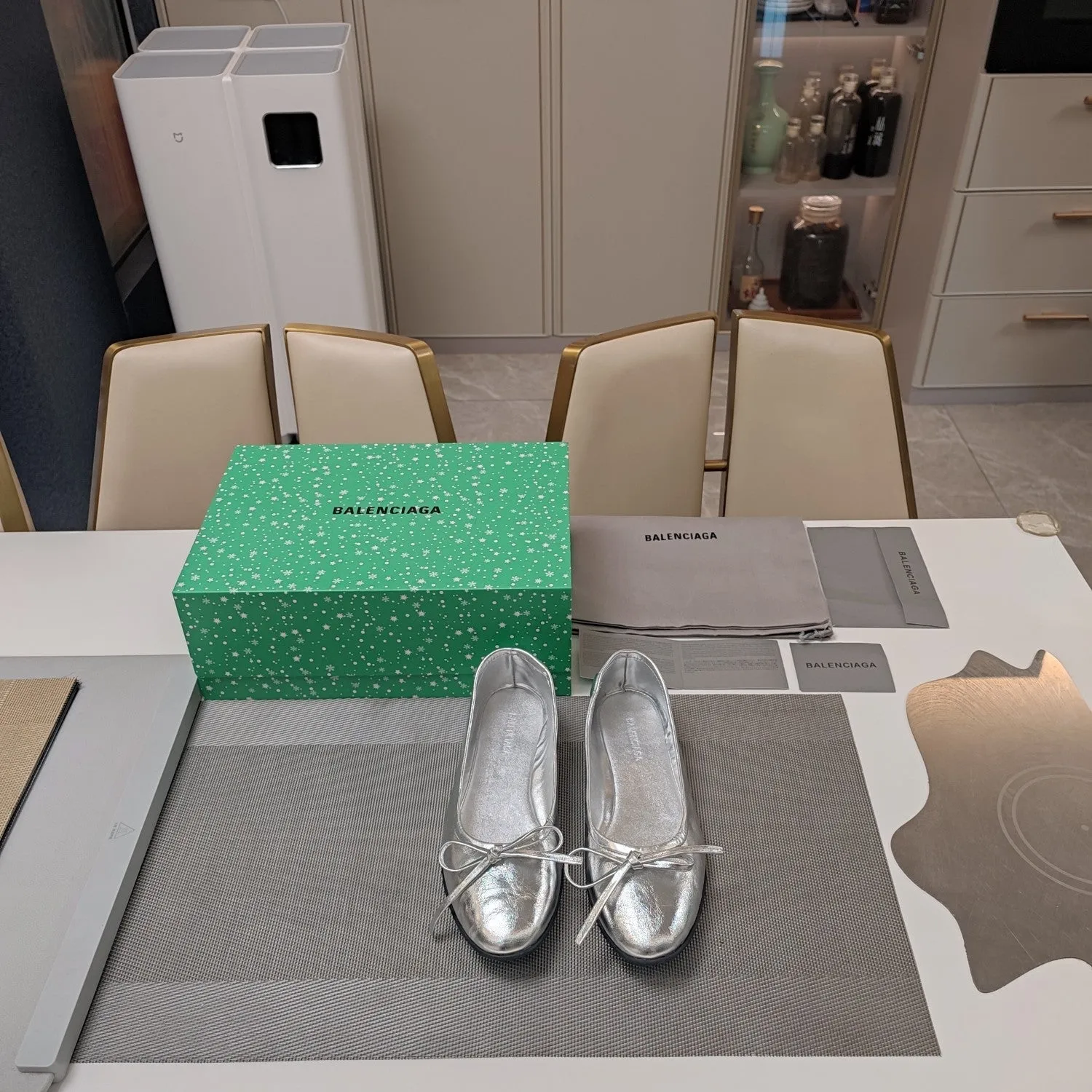 Balen 25 bow ballet flat silver sheepskin 184481