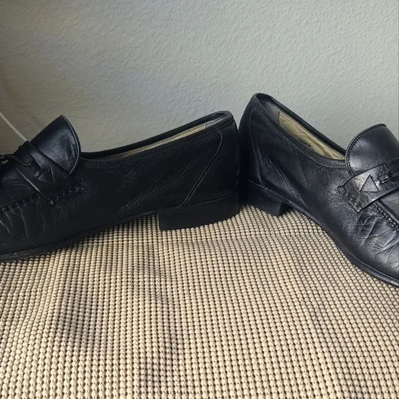 Bally Black Leather Shoes