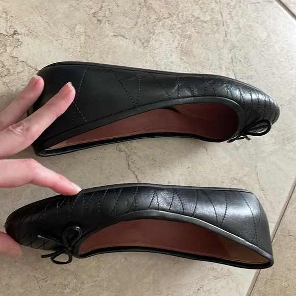 Bally Leather quilted Black Women's Flats