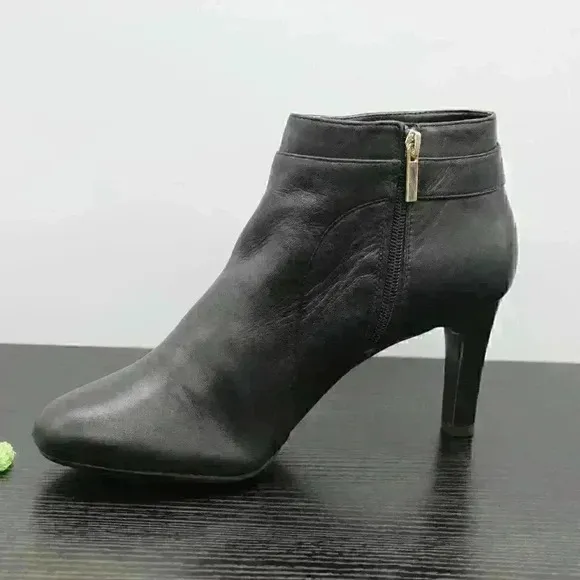 Bandolino Lappo Women's Black Leather Heeled Boots