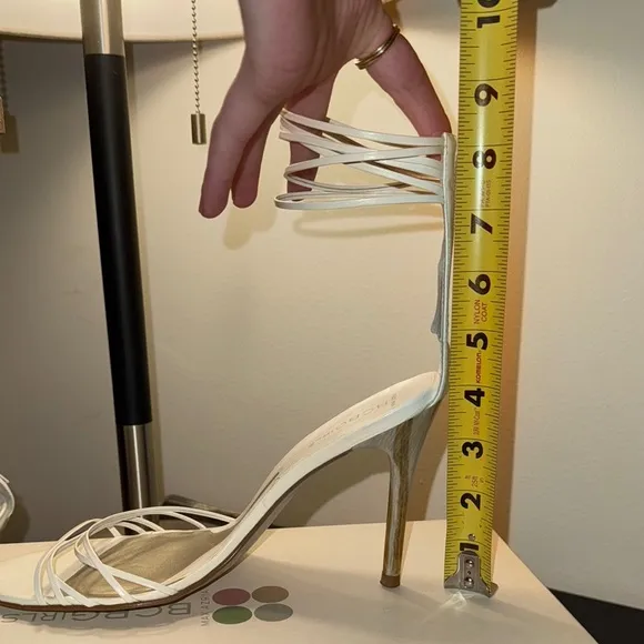 BCBGMaxAzria White Strappy Heels w/ Zip-up Heel and Ankle Wrap Sz 7.5