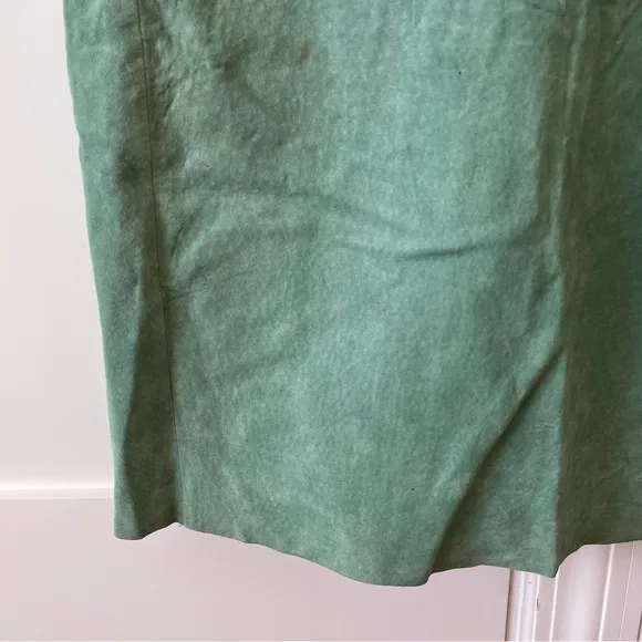 Bebe Vintage Suede Ruffle Slit Knee Length Skirt Mint Green Sz 4