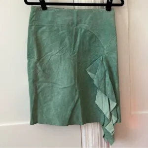 Bebe Vintage Suede Ruffle Slit Knee Length Skirt Mint Green Sz 4