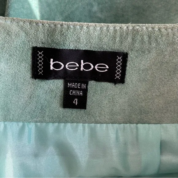 Bebe Vintage Suede Ruffle Slit Knee Length Skirt Mint Green Sz 4