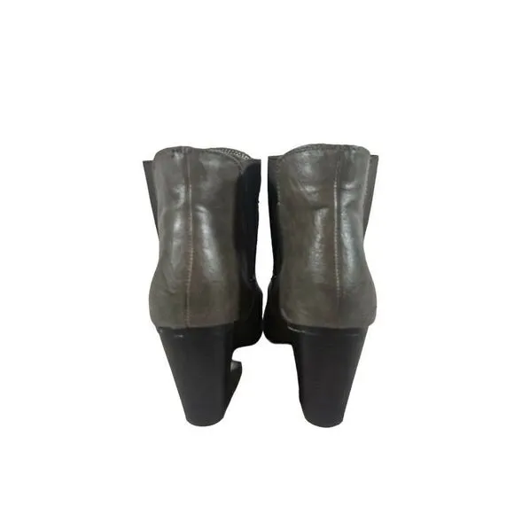 Betsey Johnson B17 'Natalie Heeled Ankle Boots Women's Size 8