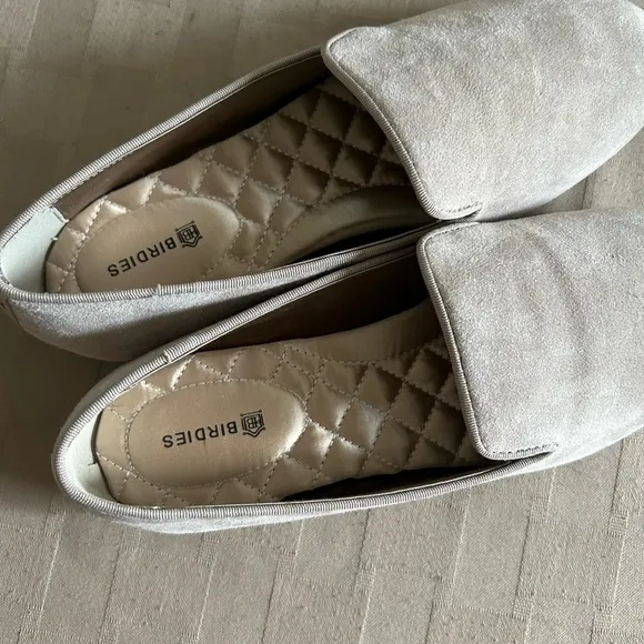 Birdies The Starling Suede Flats in Stone