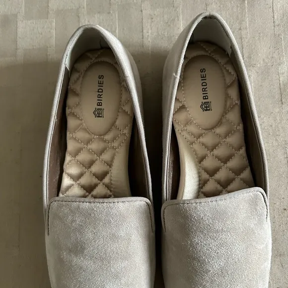 Birdies The Starling Suede Flats in Stone
