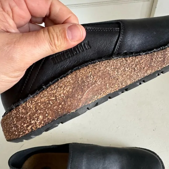 Birkenstock women’s Callan black leather slip on flats size 37 (US ladies 6).