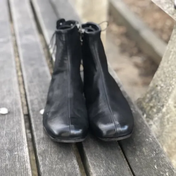 Black Ankle boots in vintage leather by Ink