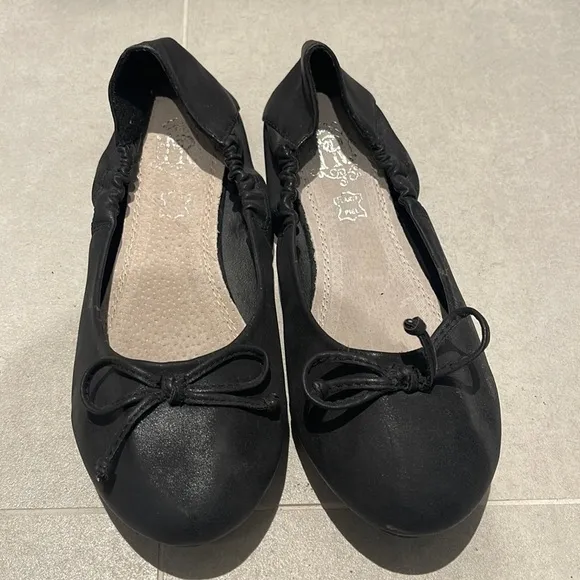 Black leather ballerina flats women size 37