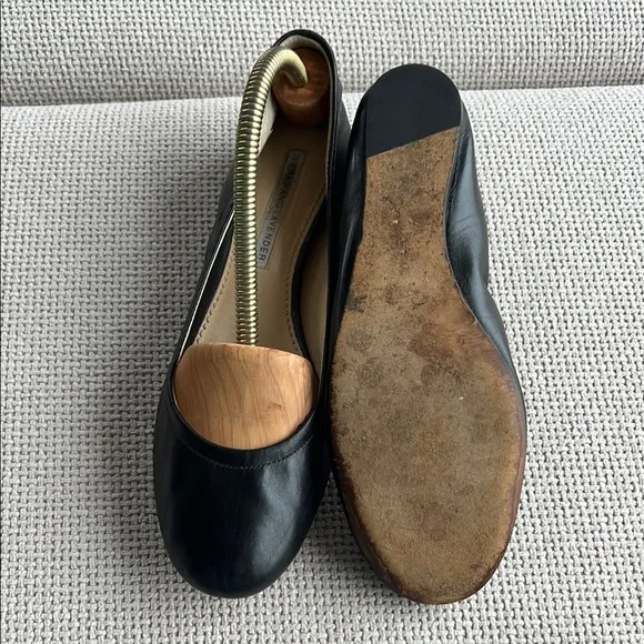 Black Leather Flats Vera Wang Lavender size 37.5 beautiful Lesther