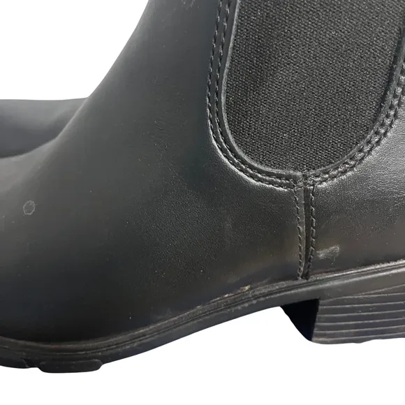 Blundstone Women’s Leather Boots Black Heeled Size 9.5 US