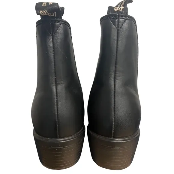 Blundstone Women’s Leather Boots Black Heeled Size 9.5 US