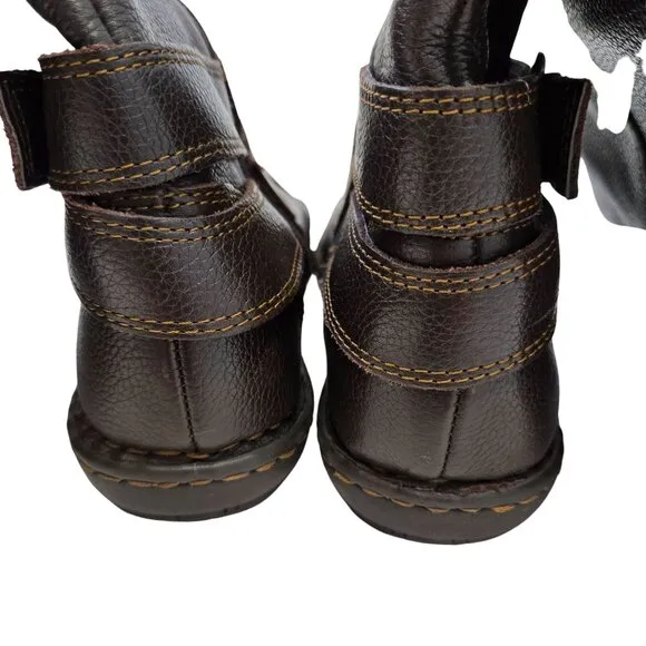 B.O.C. Born Concept Leather Calf High Flat Boots Size 8.5