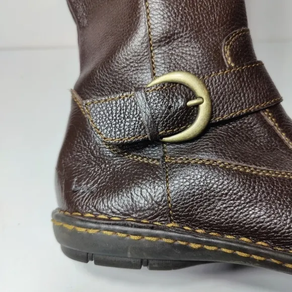 BOC Dark Brown Flat Heeled Inner Zipper Leather Boots Womens Shoe Size 7M