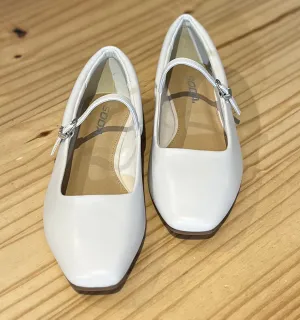 Bone Ballet Flats