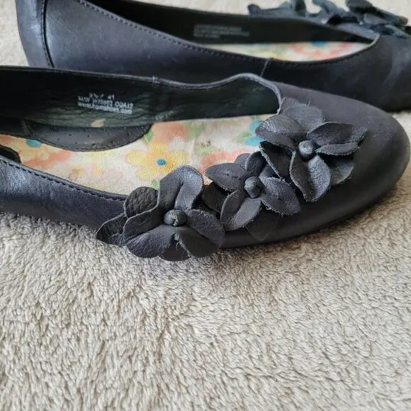 Born black leather flats size 9.5