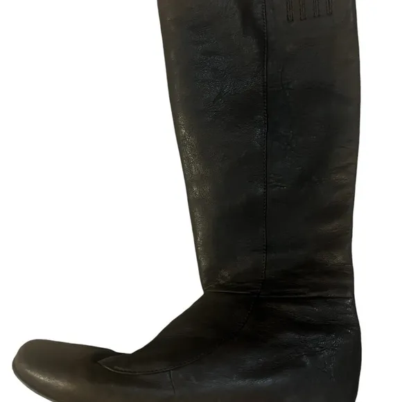 Born Brown Leather KneeHigh Tall Flat Riding Boots Size 8.5