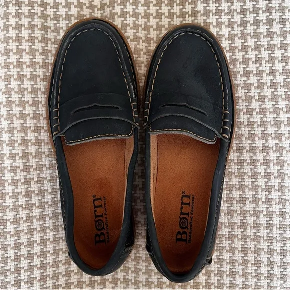 Born Nerina Leather Boat Shoe Penny Loafer Rubber Soles Women’s 8.5 Dark Navy