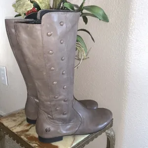 BORN Tall Leather Italian boots, flat heel, leather buttons. Taupe. 9 EUC