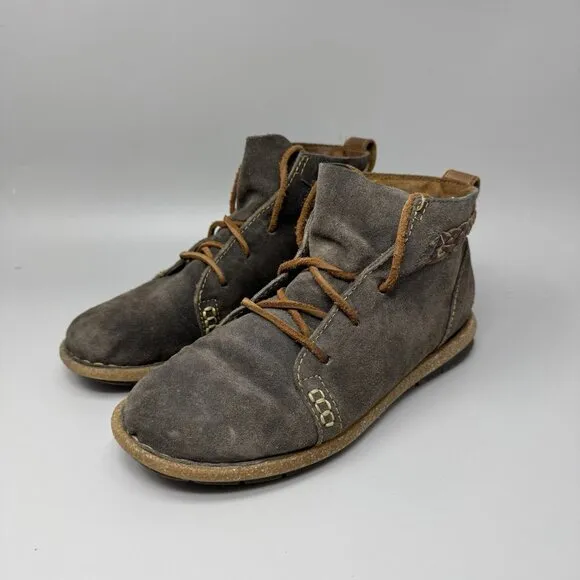 Born Temple Ankle Boots Women's 9.5M Brown Suede Leather Comfort Chukka