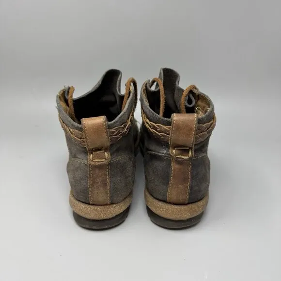 Born Temple Ankle Boots Women's 9.5M Brown Suede Leather Comfort Chukka