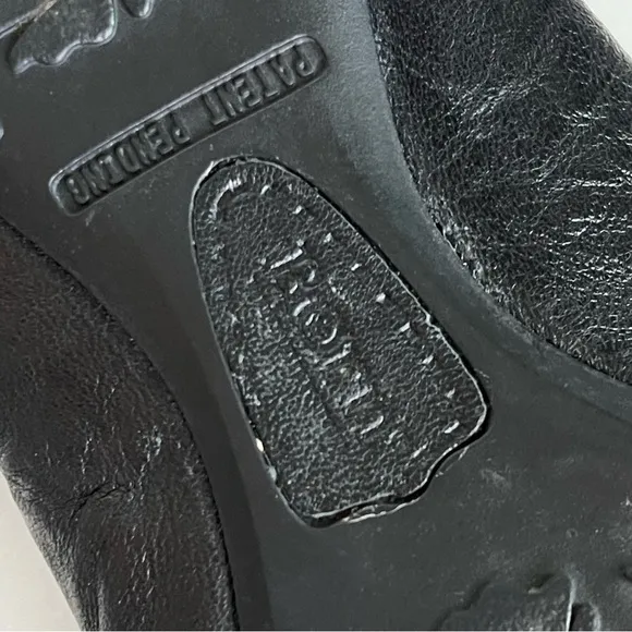 Born Women's Black Leather Flats Size 8