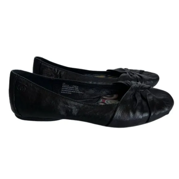 Born Women's Black Leather Flats Size 8