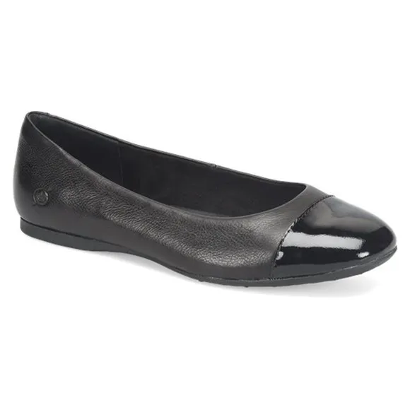 Born Women’s Britta Black Patent Leather/Leather Flats Size 8.5
