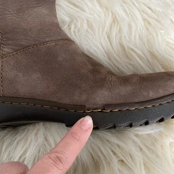 Born Women's Brown Swede Leather Tall Boots - Great Condition
