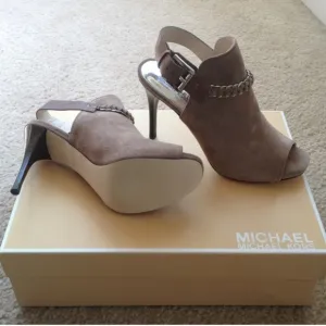 BRAND NEW Michael Kors Barret Sling Back Pumps 💖