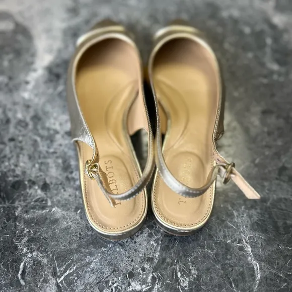 🔥Brand new Women's Talbots 8 Gold Edison leather sling backs shoes